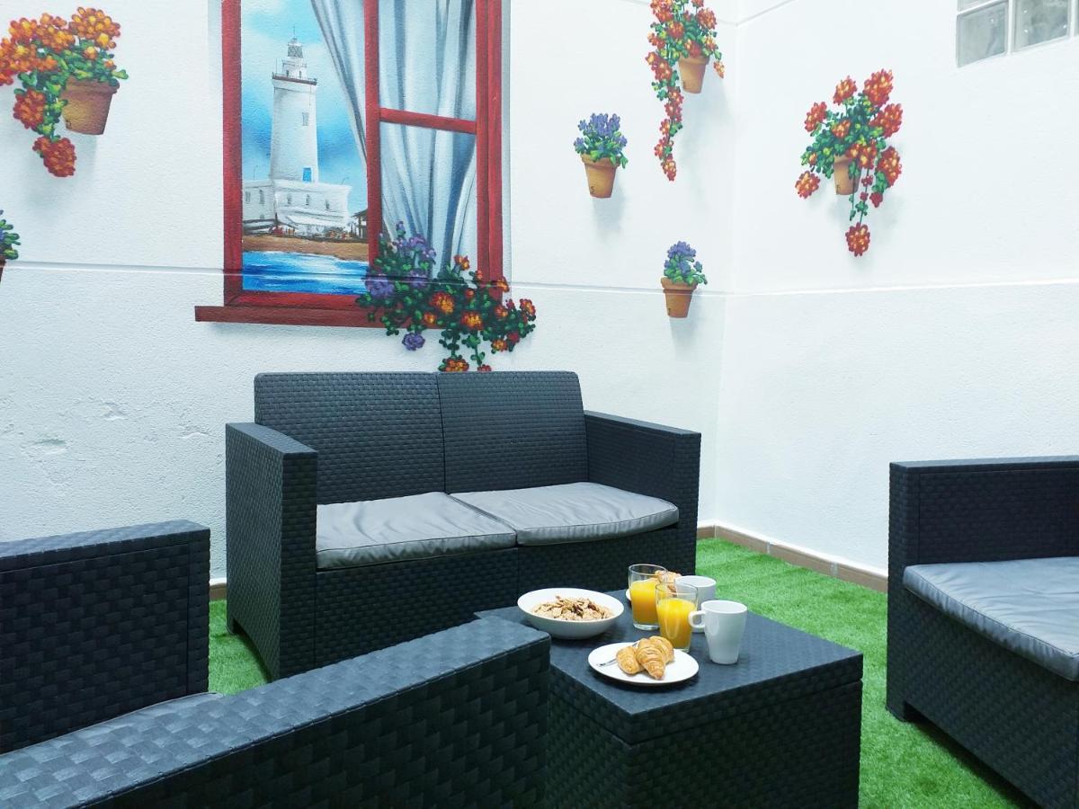 DL Patio Málaga - PicassoCityCentreApartments managed property Exterior foto