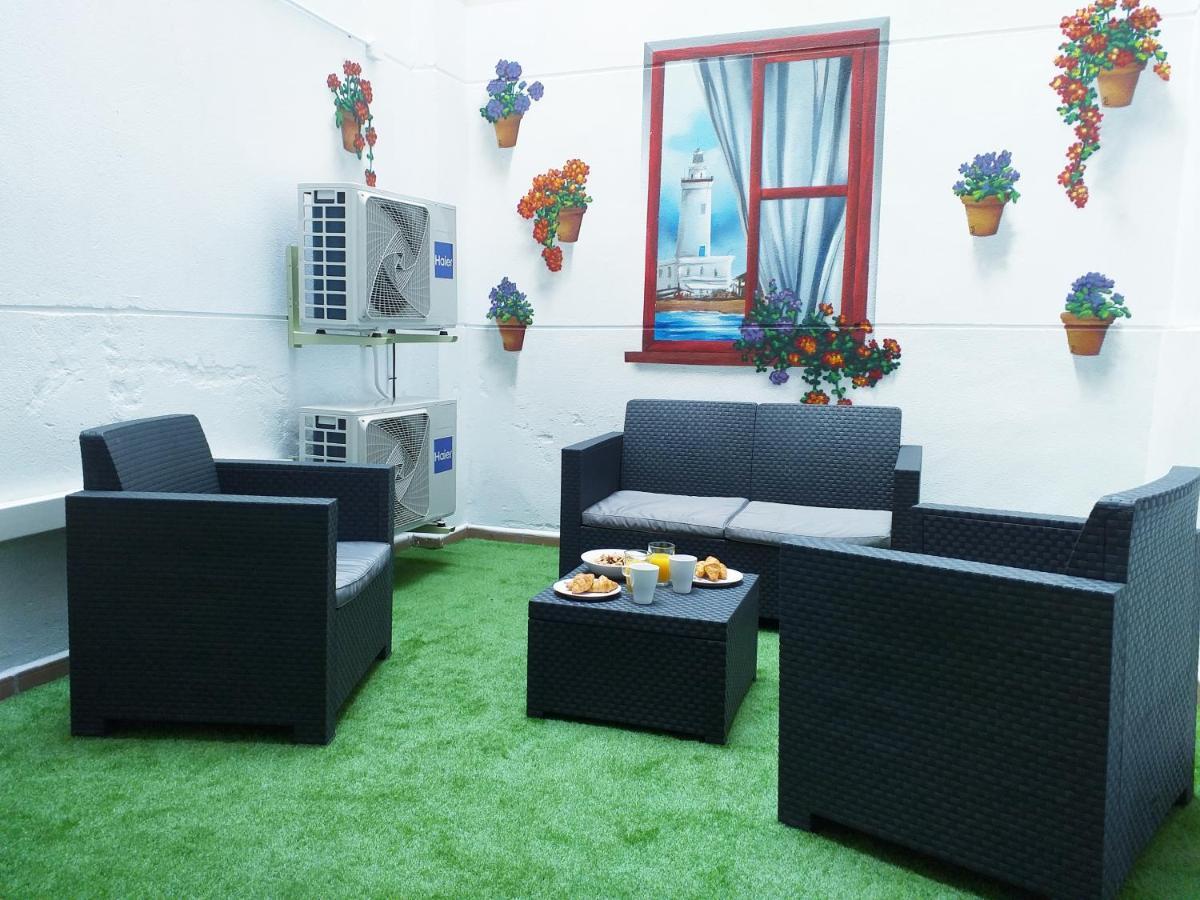 DL Patio Málaga - PicassoCityCentreApartments managed property Exterior foto