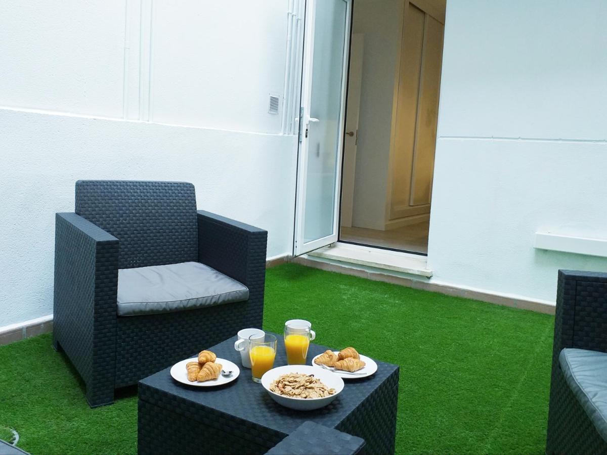 DL Patio Málaga - PicassoCityCentreApartments managed property Exterior foto